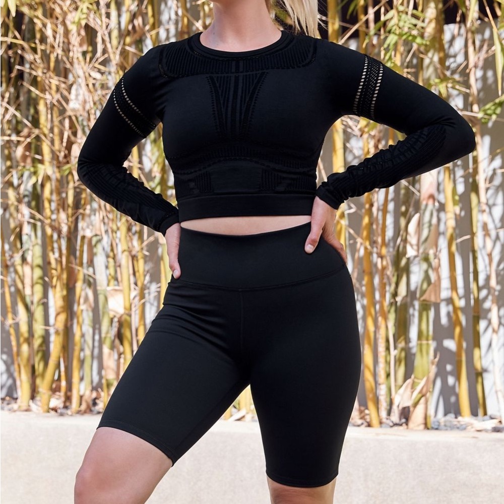 Fabletics Black Women's Jaymee Mesh Long-Sleeve Top size medium